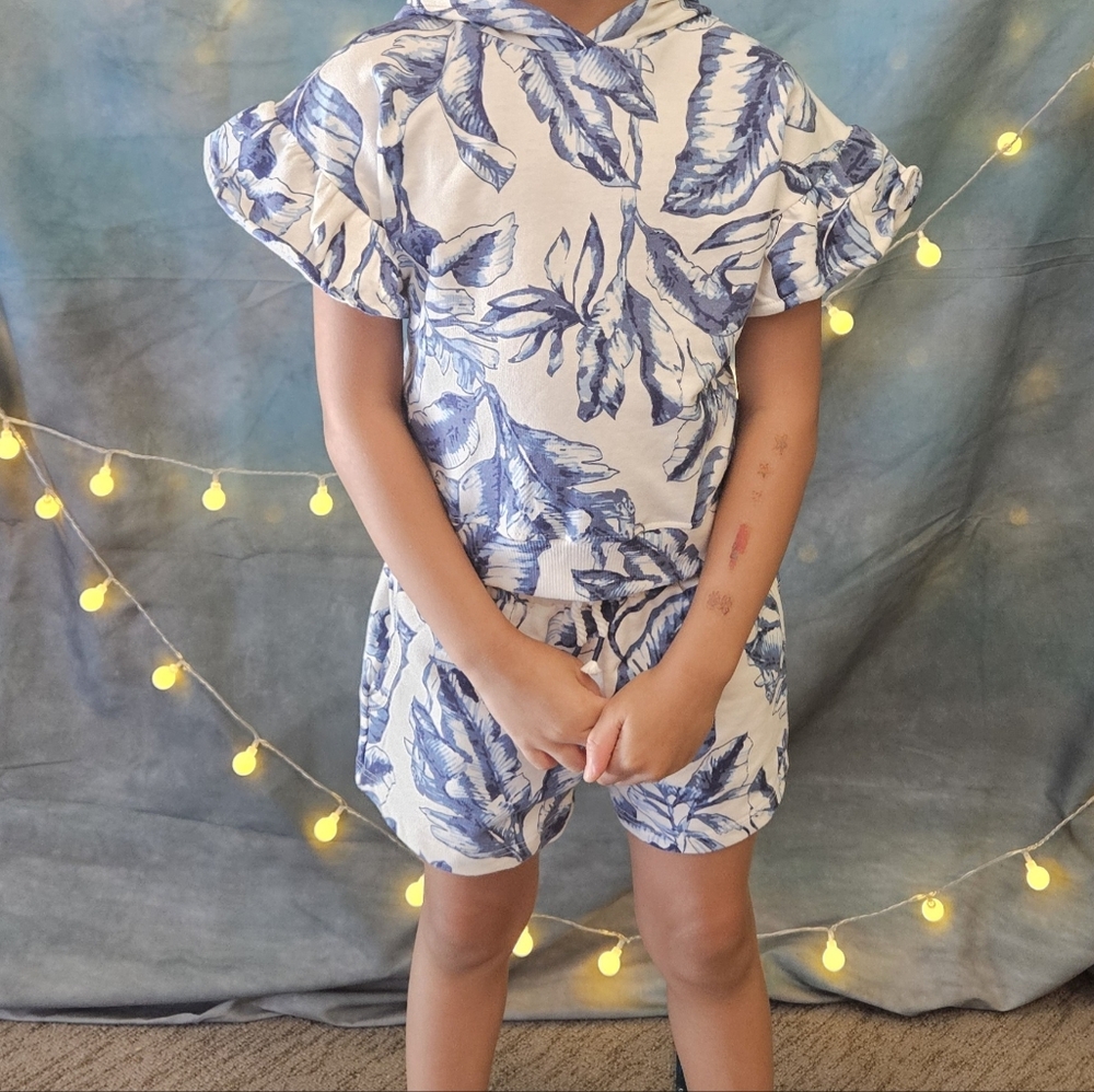 NWT two piece short set